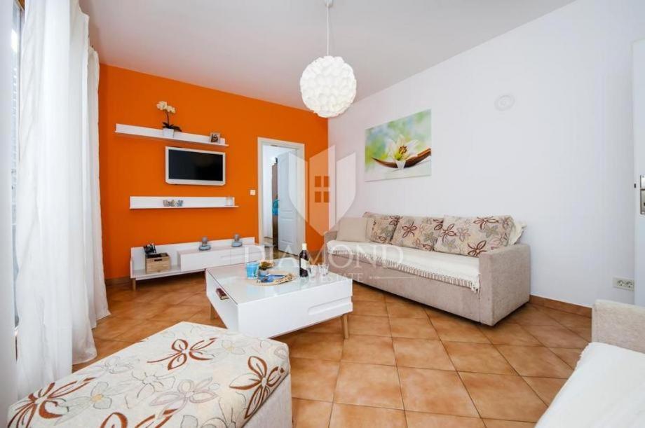 Santa Eufemia Rovinj 10Min Walk To City & Free Garage Parking Apartment Exterior foto